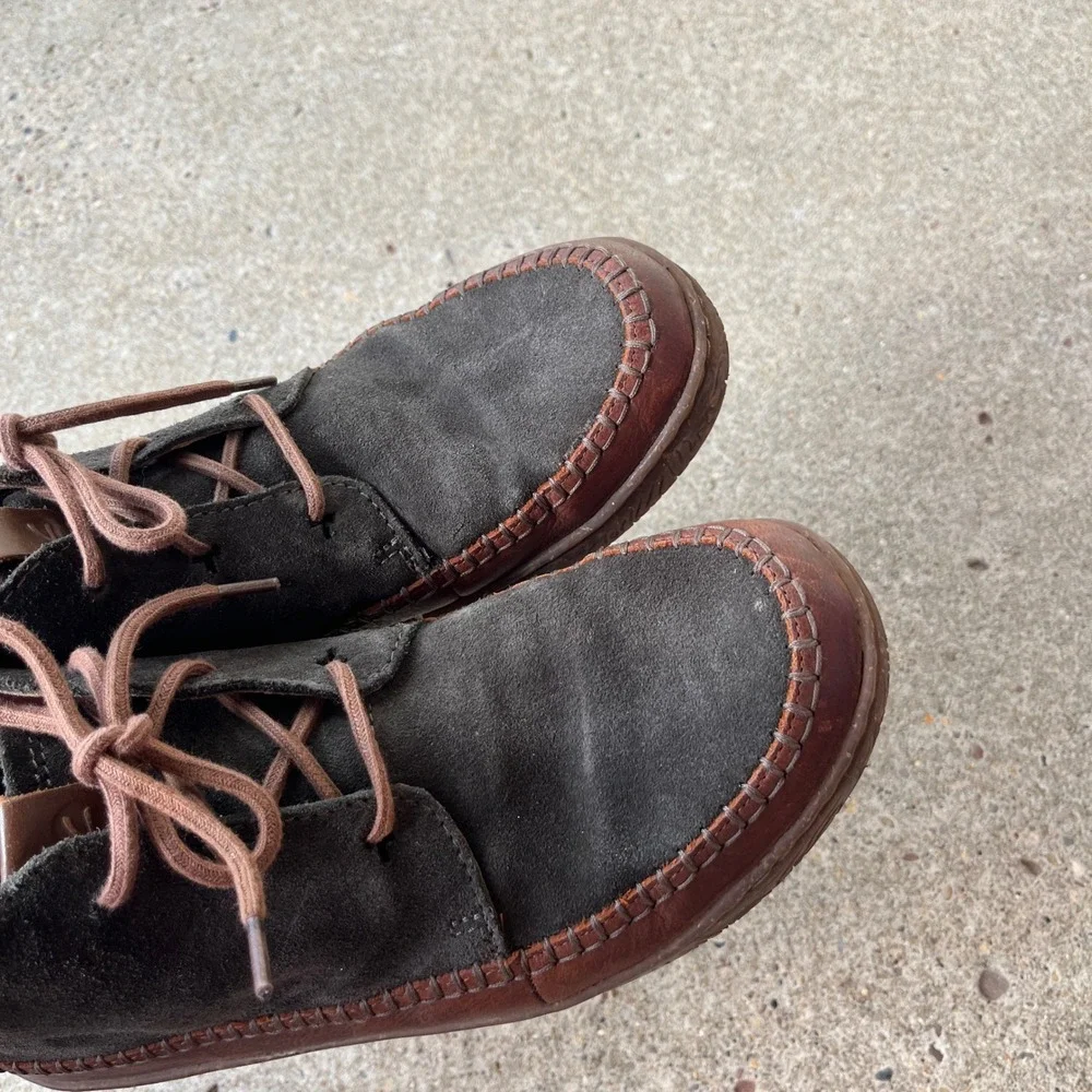 Clarks Men Shacre II Run Suede Leather Moc Toe Chukka Boots Olive Brown Size 9.5